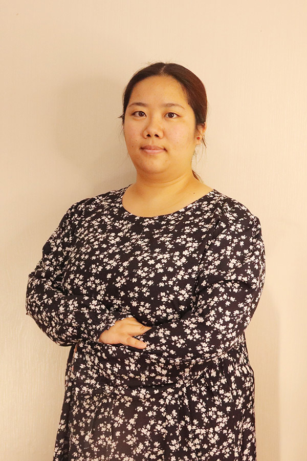 白水候洋  本科学历，优秀班主任